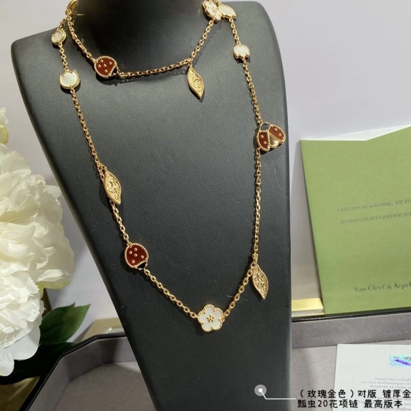 Vca Necklaces WeatherProof 255102