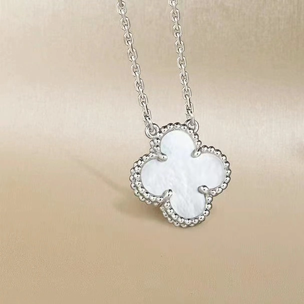 Lightweight Vca Necklaces 254998