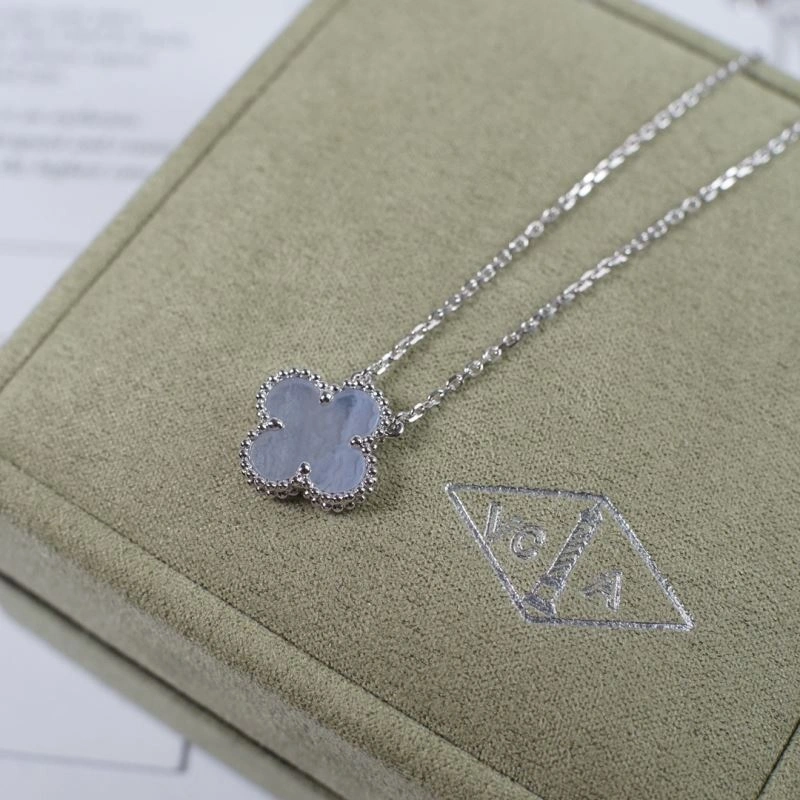 Vca Necklaces ModernLook 255005
