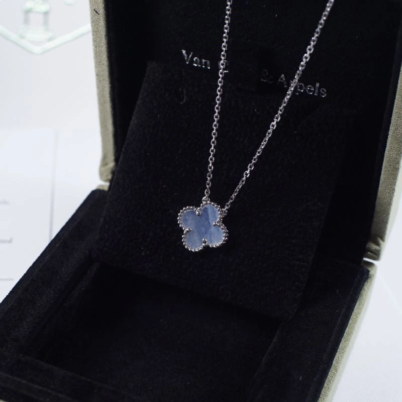 Vca Necklaces ModernLook 255005