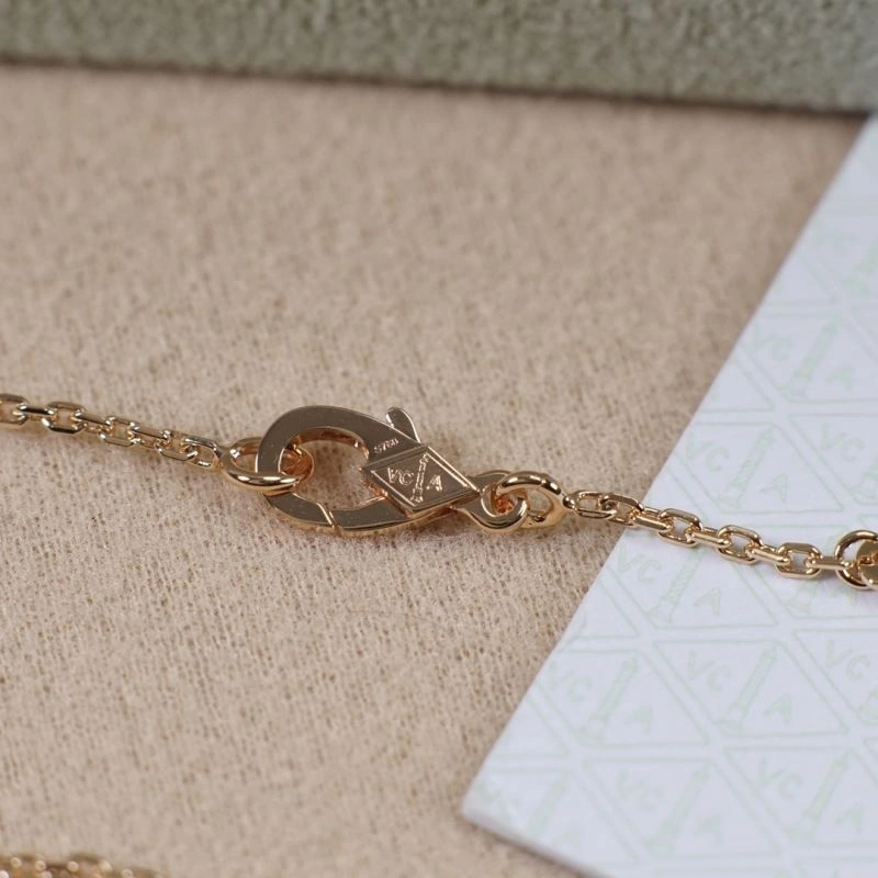 UrbanStyle Vca Necklaces 254988