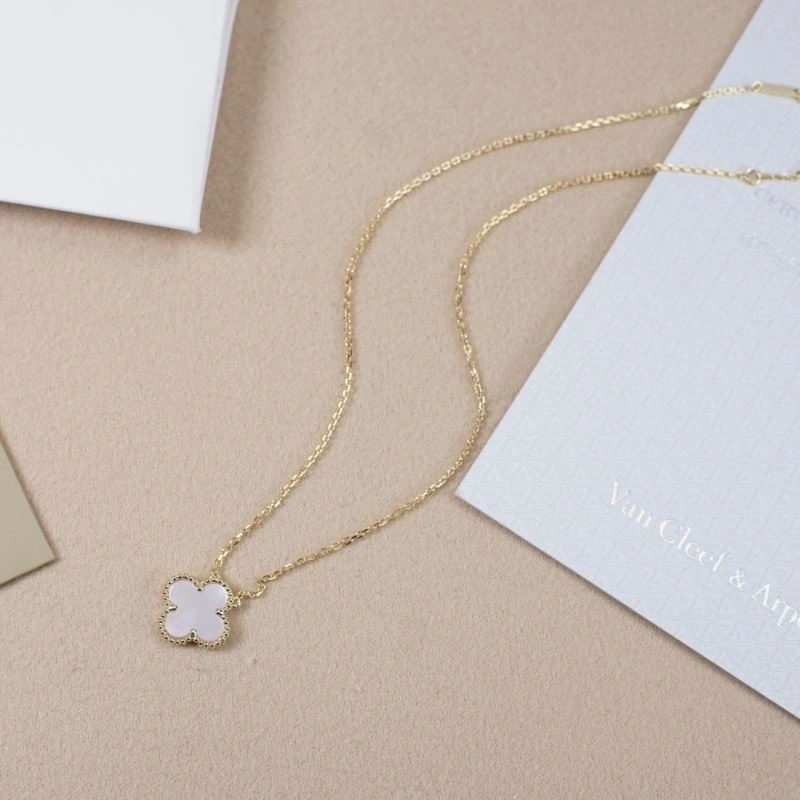 Vca Necklaces Versatile 254992