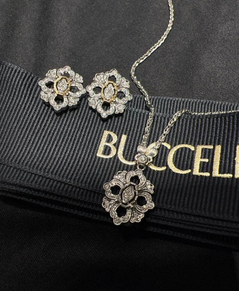Vca Necklaces WellDesigned 255006