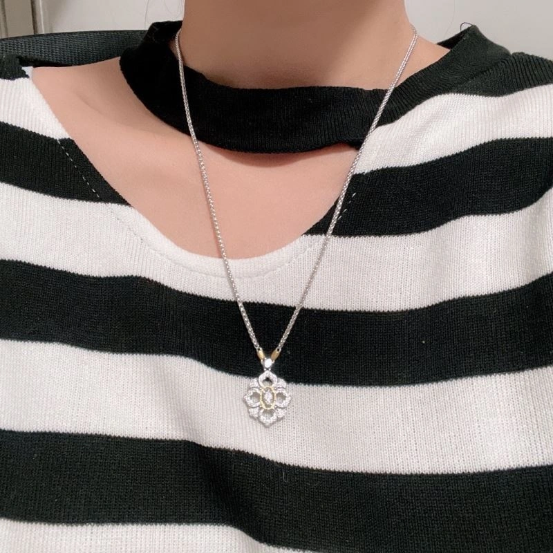Vca Necklaces WellDesigned 255006