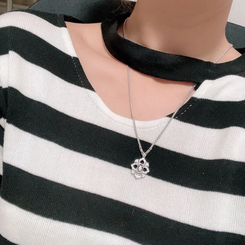 Vca Necklaces Packable 255000
