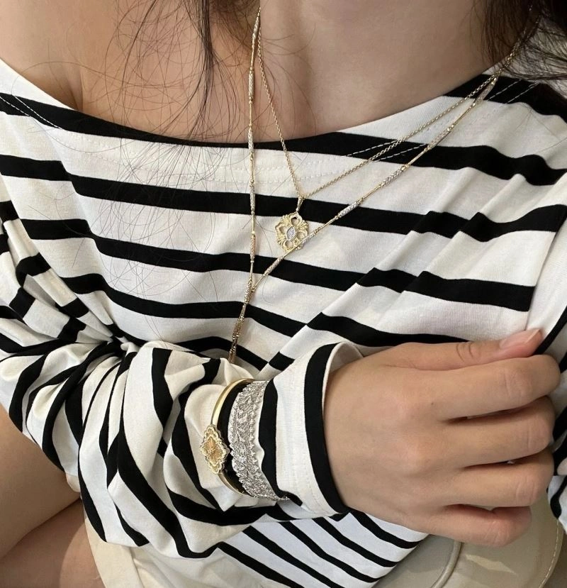 Vca Necklaces Elegant 254980