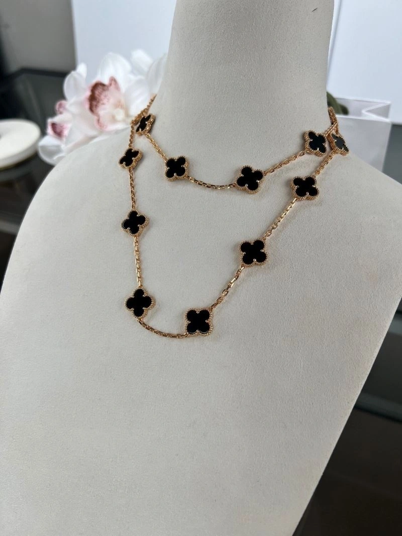Tailored Vca Necklaces 254976