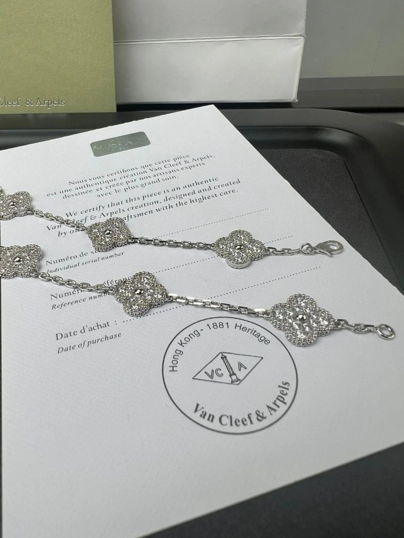 Contemporary Vca Necklaces 254977