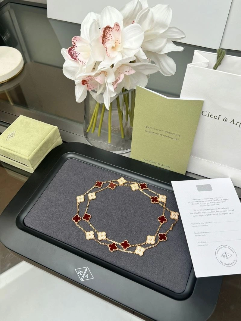 OnTrend Vca Necklaces 254975