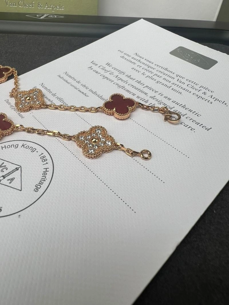 OnTrend Vca Necklaces 254975