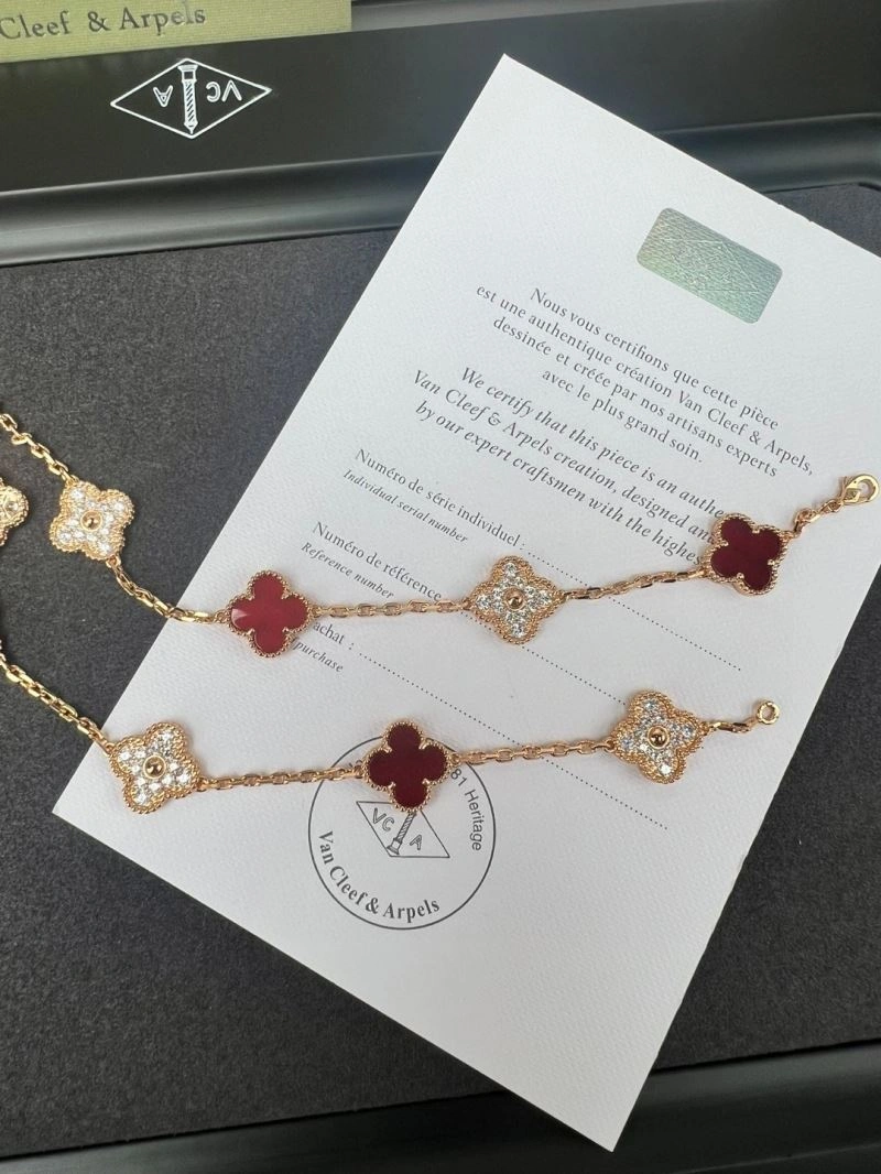 OnTrend Vca Necklaces 254975