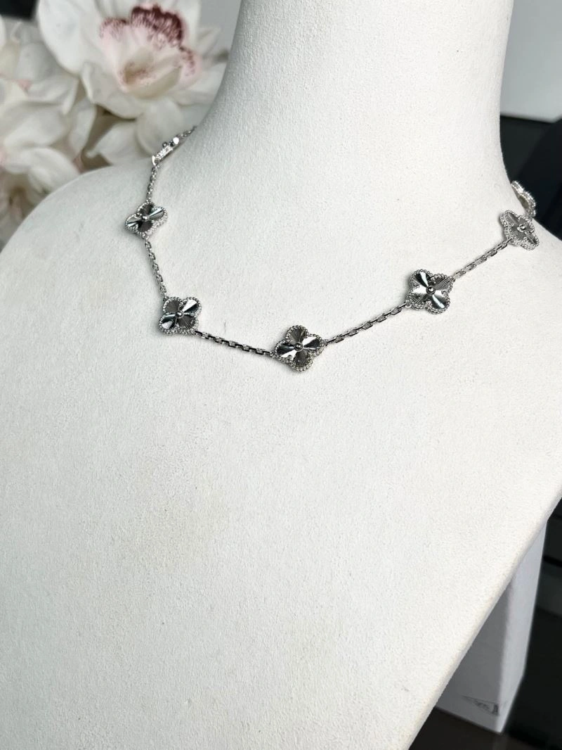 SoftTouch Vca Necklaces 254974