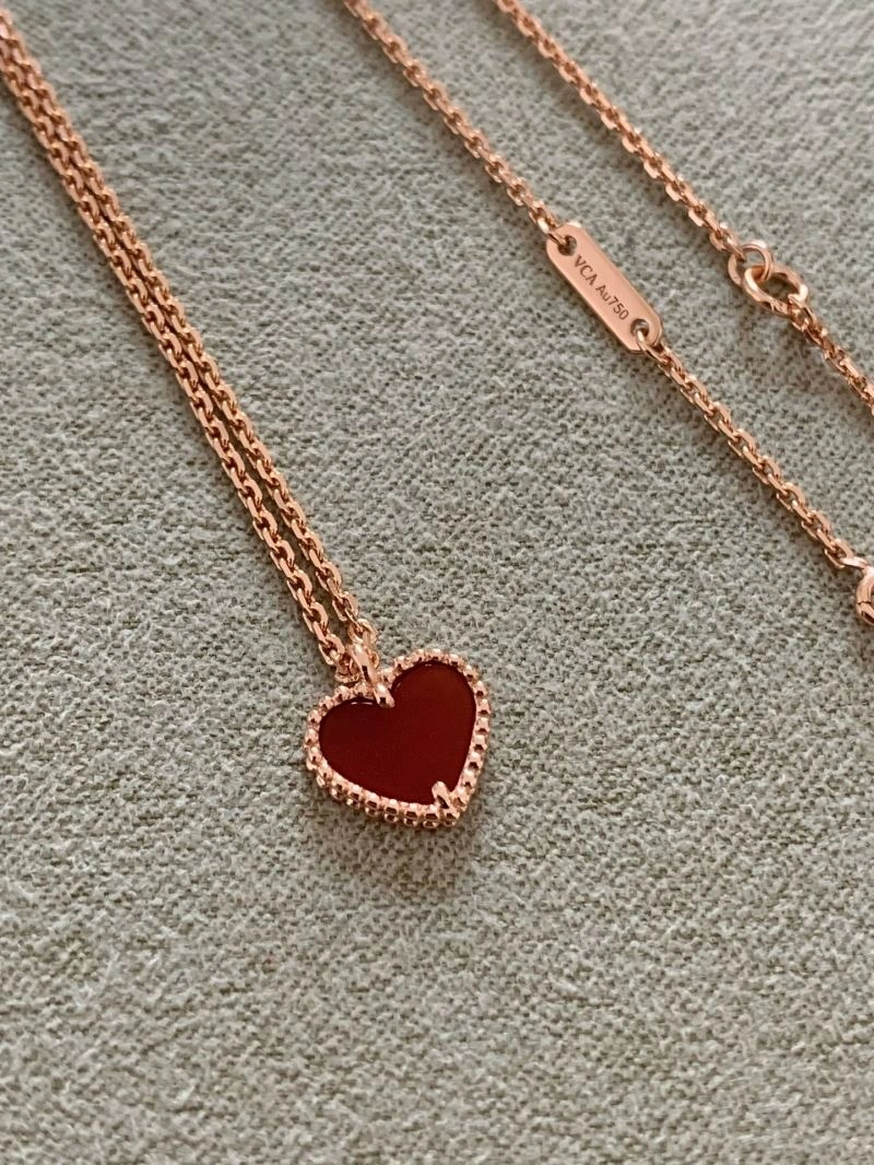 Breathable Vca Necklaces 254973