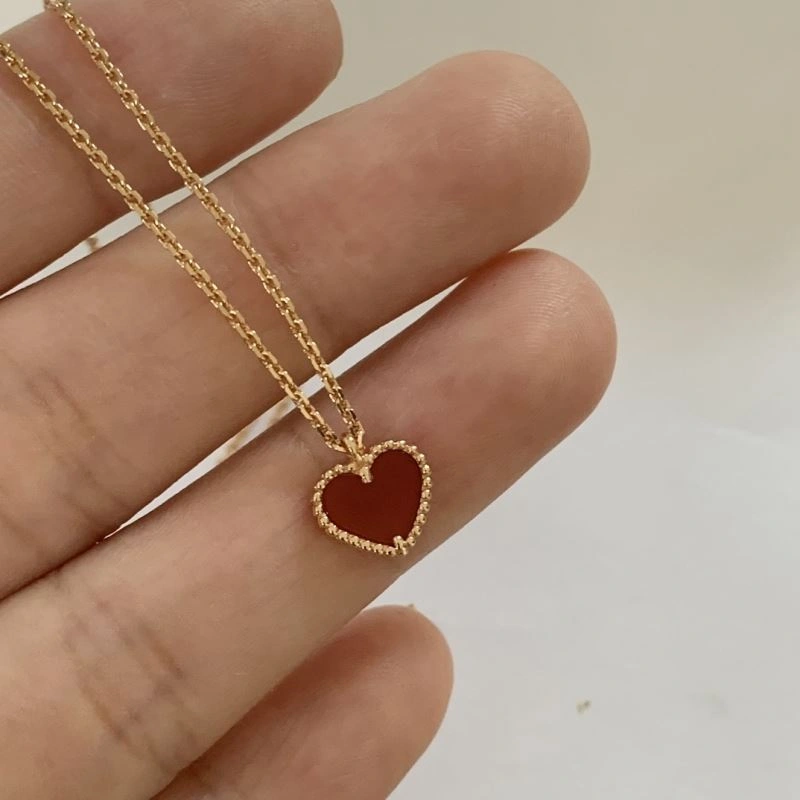 Breathable Vca Necklaces 254973