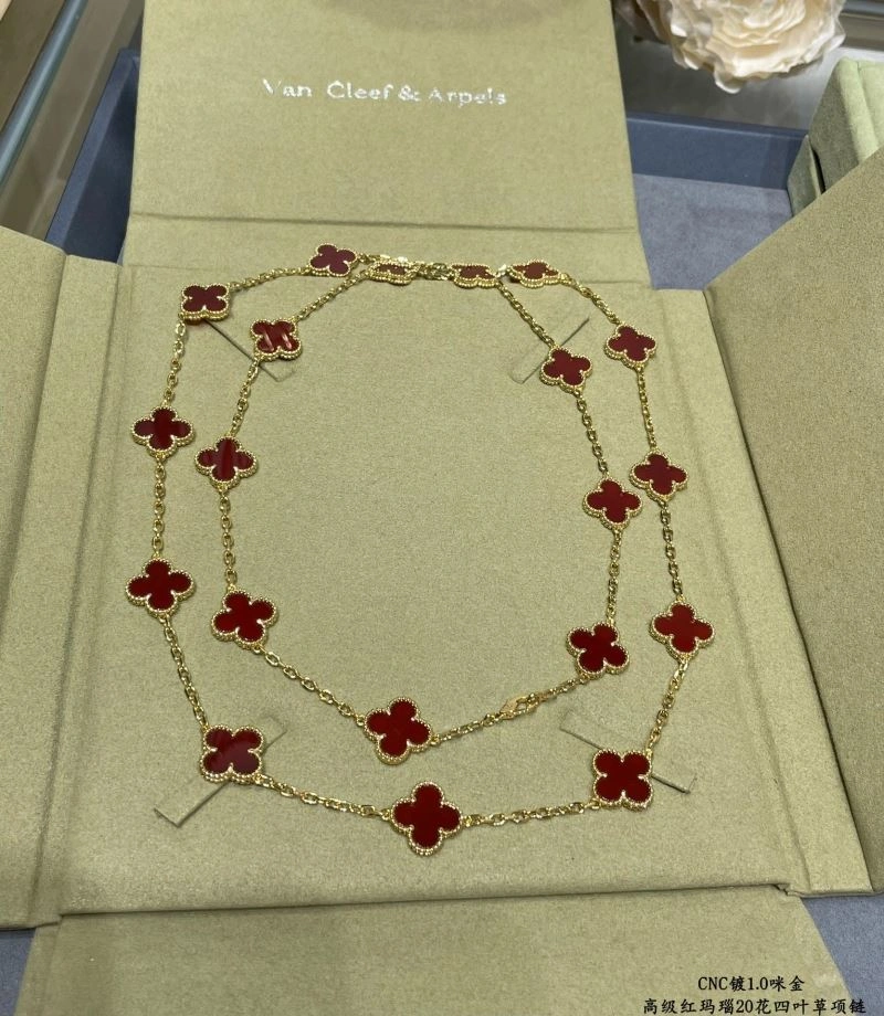 Vca Necklaces Lightweight 254971