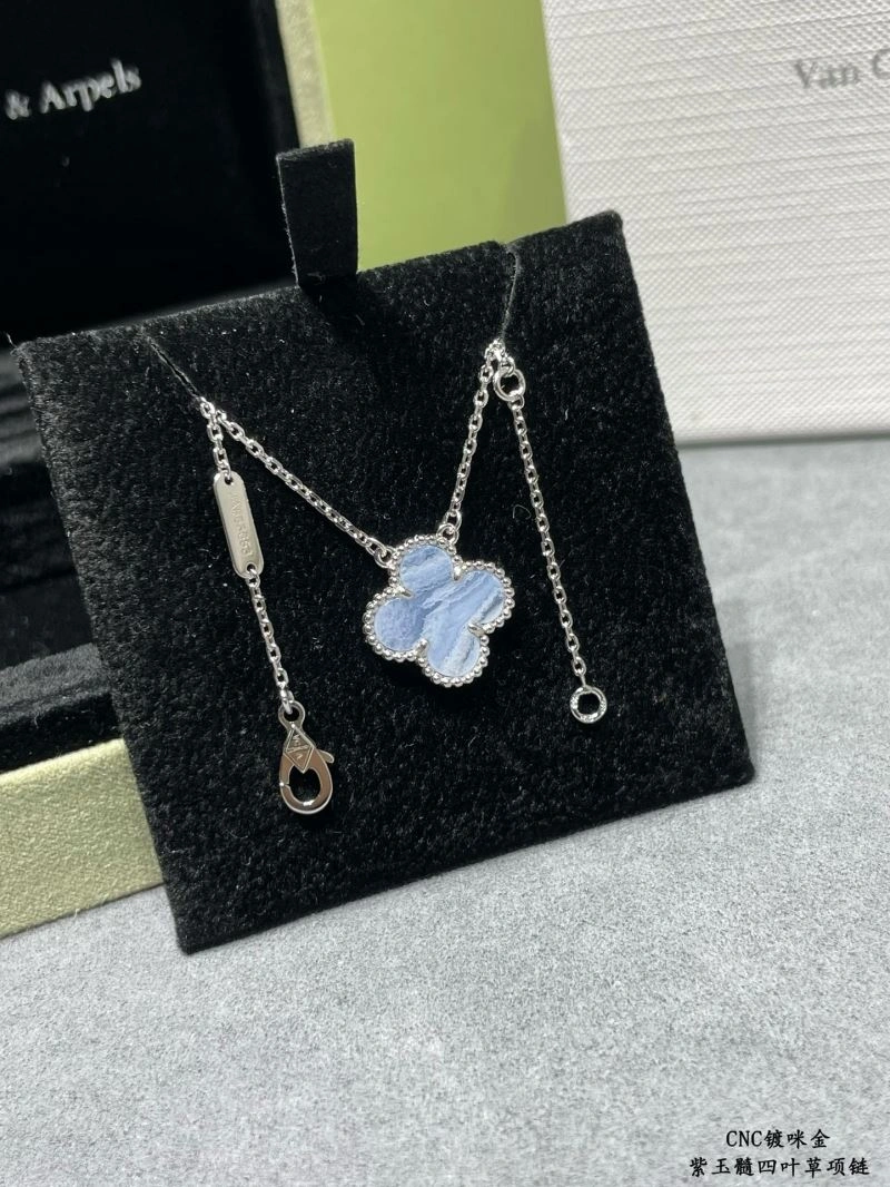 Lightweight Vca Necklaces 254970