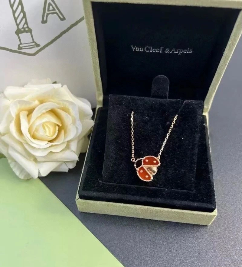 Vca Necklaces GoodFit 254949