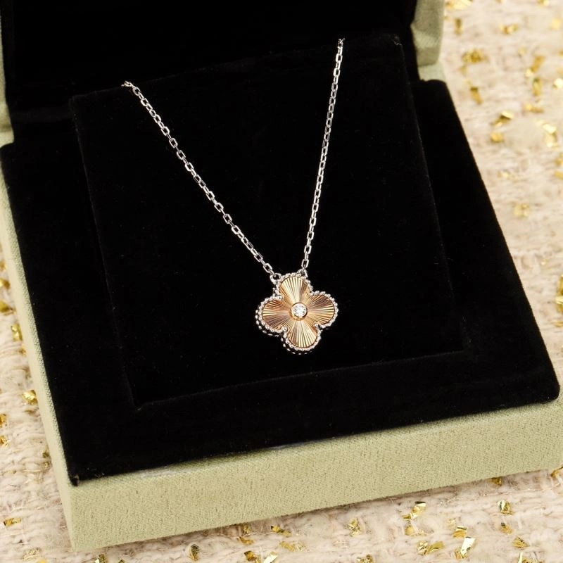 Soft Vca Necklaces 254941