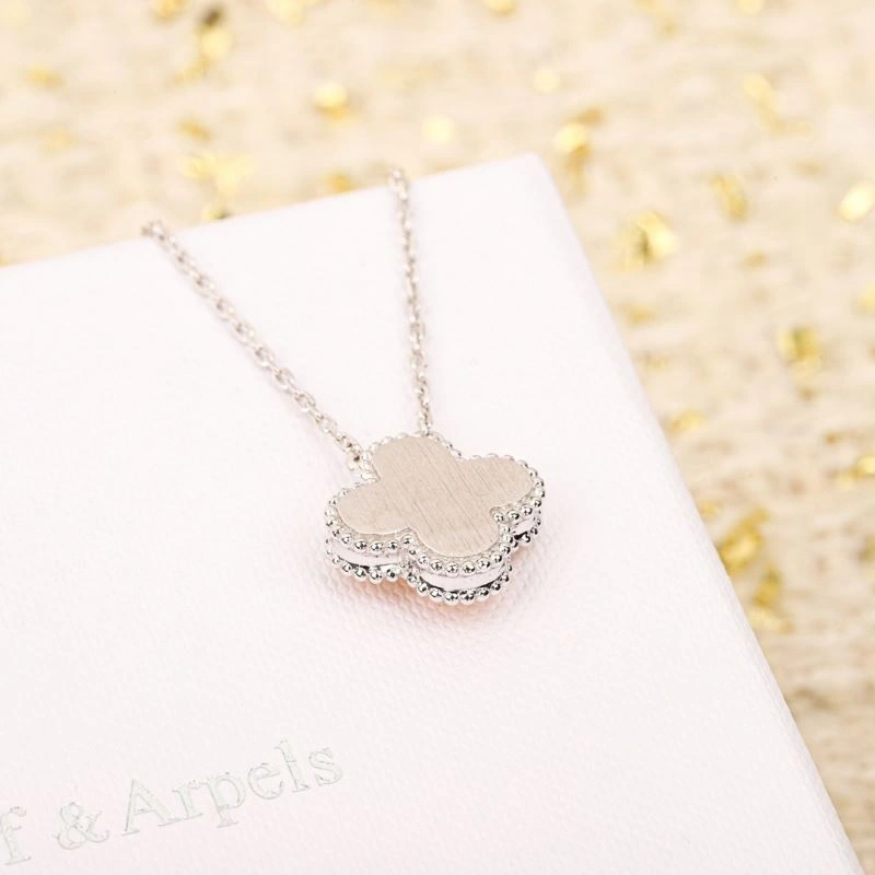 Soft Vca Necklaces 254941
