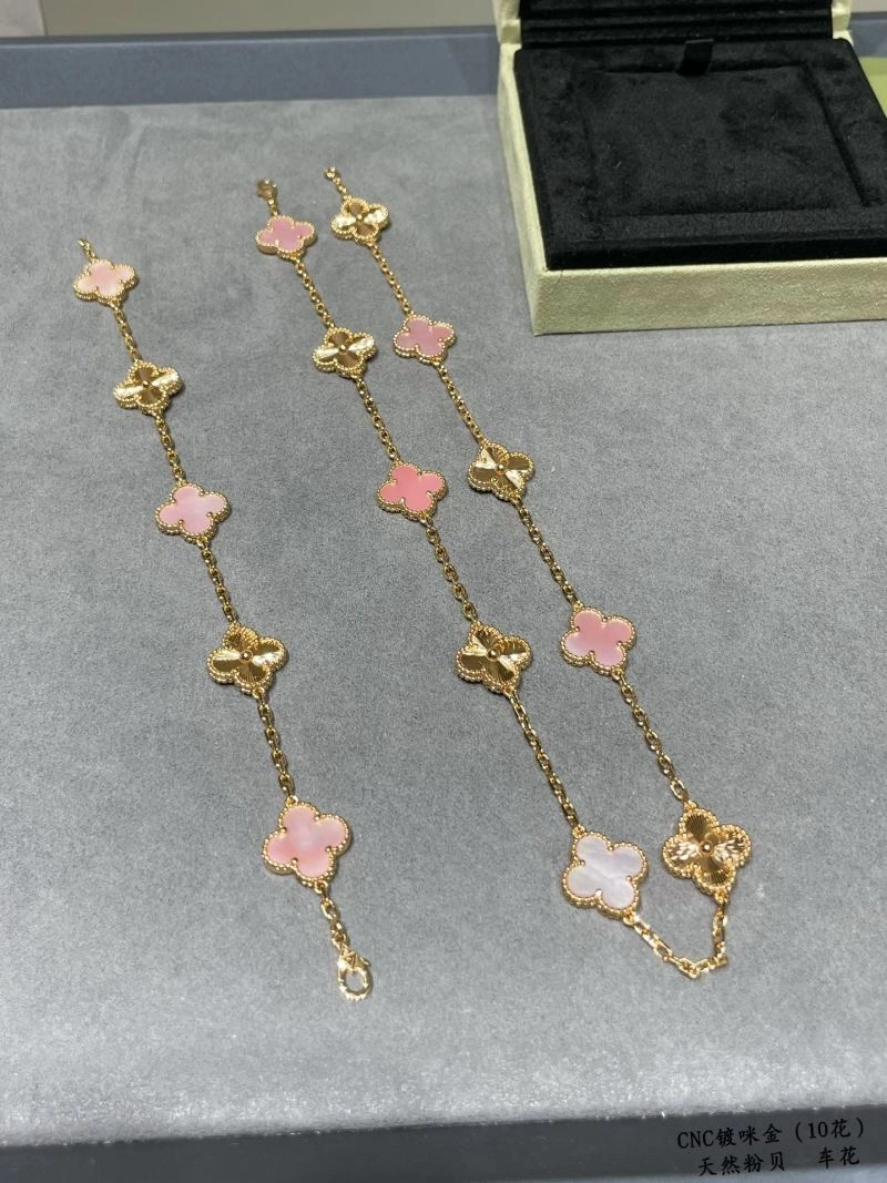 Contemporary Vca Necklaces 254965