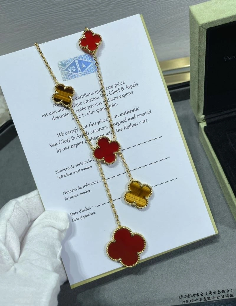 Vca Necklaces Youthful 254963