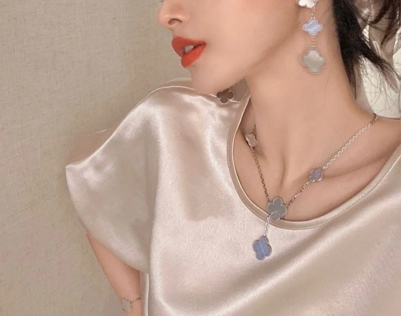 Attractive Vca Necklaces 254956