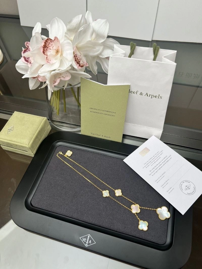 Vca Necklaces EasyCare 254940