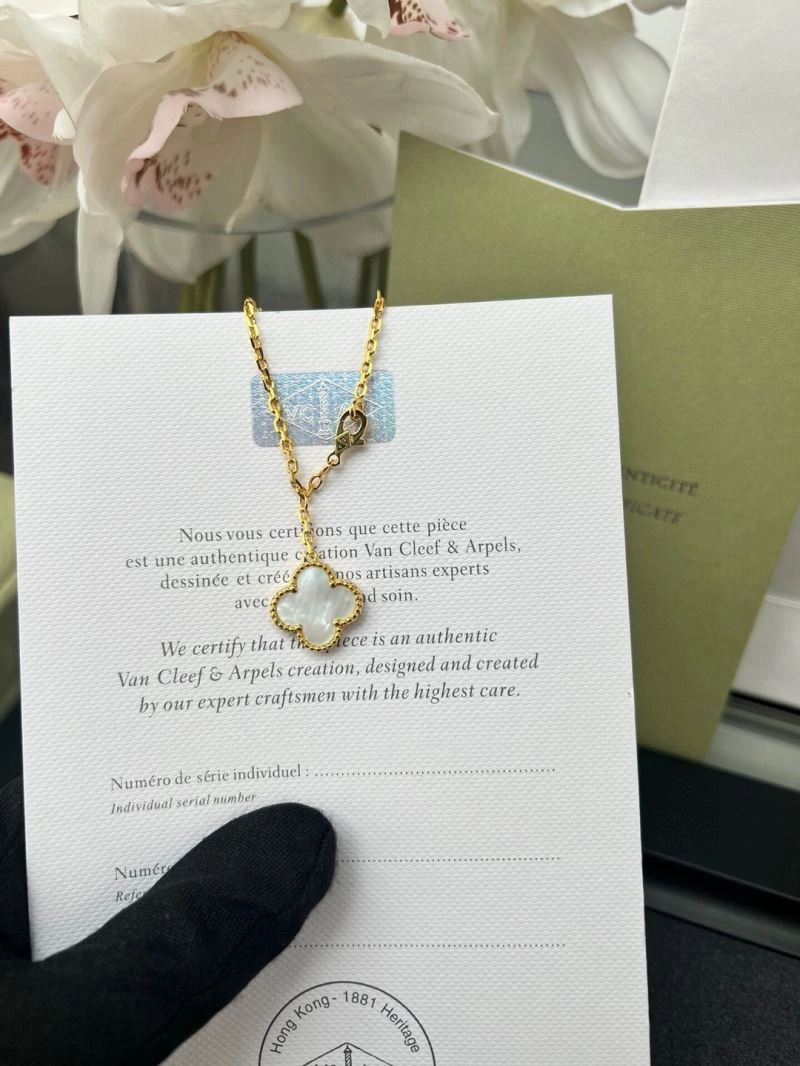 Vca Necklaces EasyCare 254940