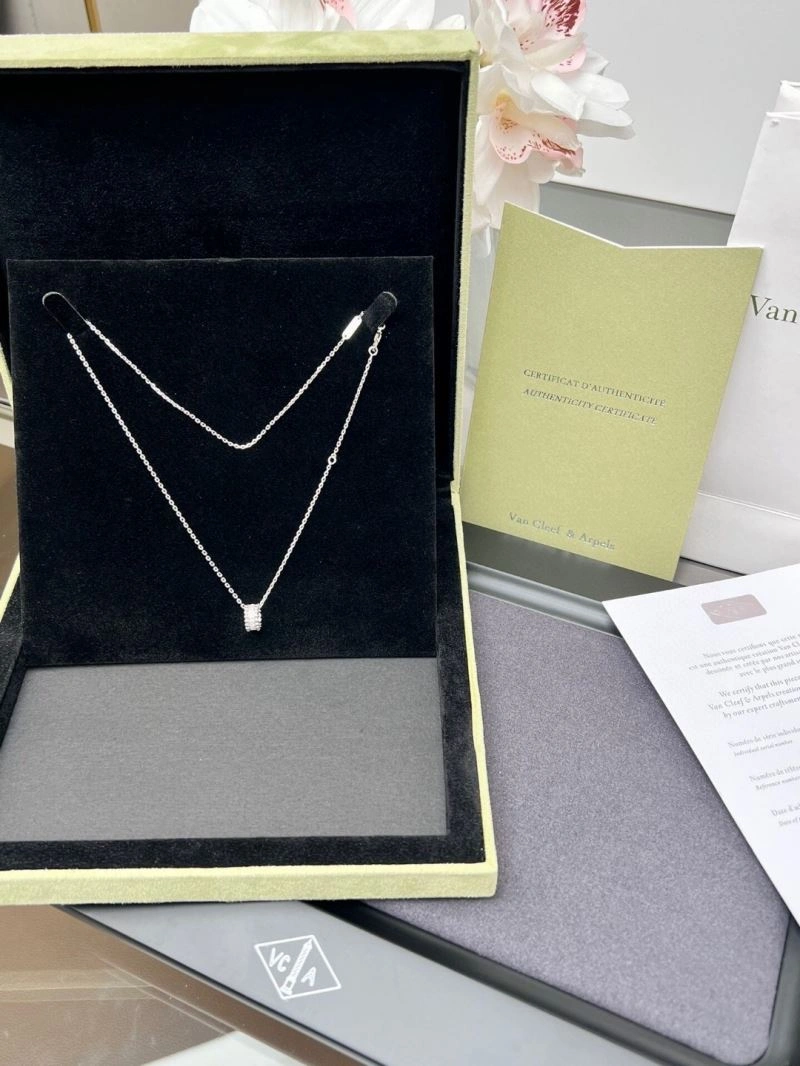 Bold Vca Necklaces 254958