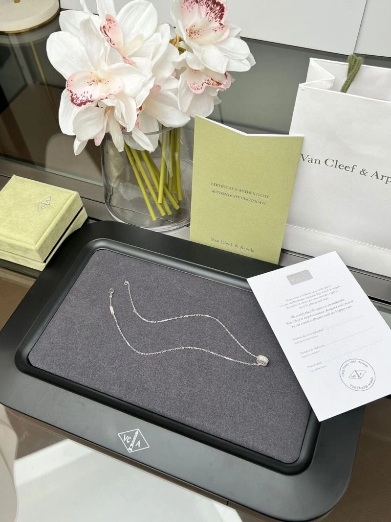 Bold Vca Necklaces 254958