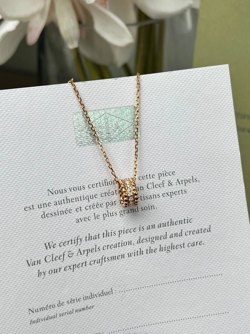 EasyCare Vca Necklaces 254937