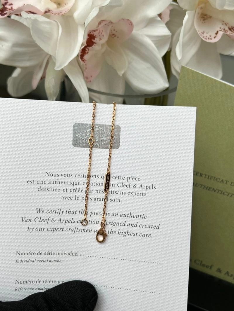 Vca Necklaces Minimalist 254932