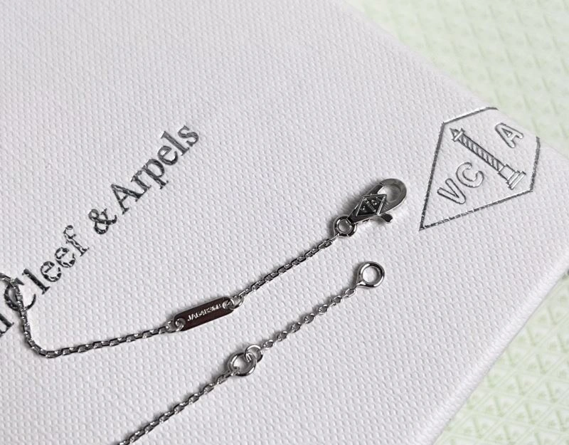Neat Vca Necklaces 254931