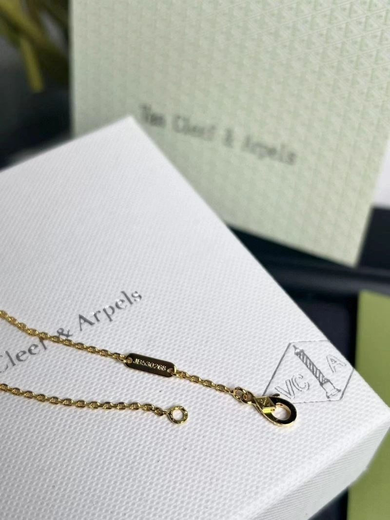 Vca Necklaces NewStyle 254930