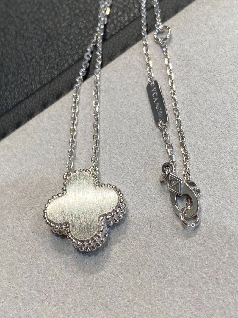 Vca Necklaces ComfortFit 254011