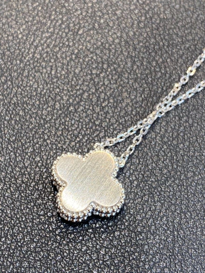 Vca Necklaces ComfortFit 254011