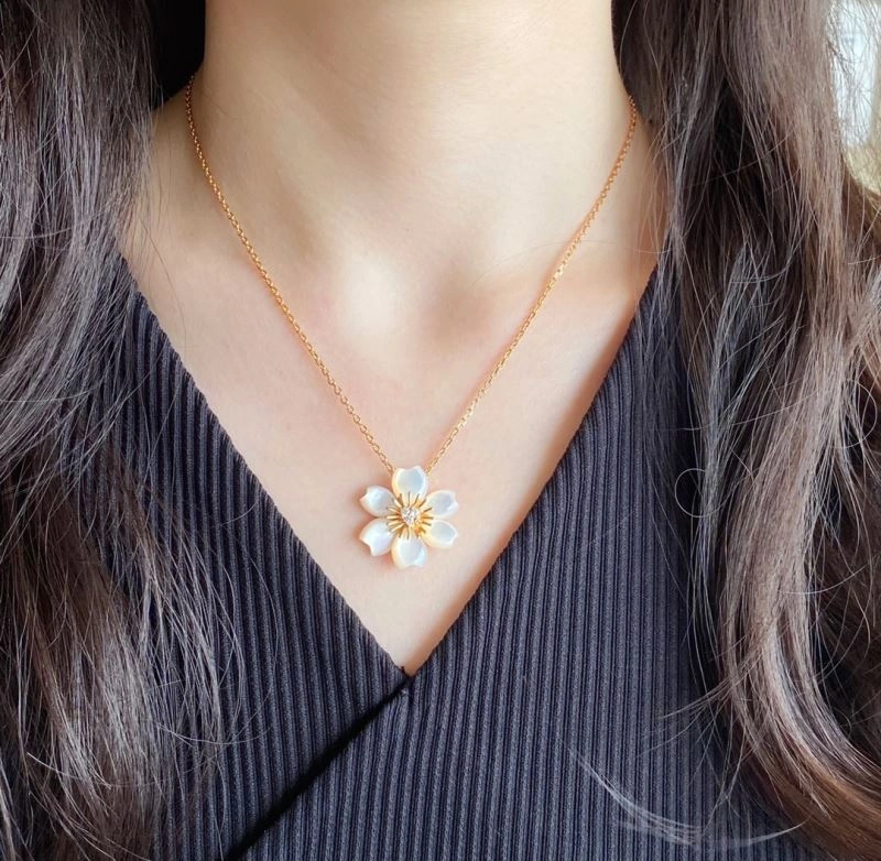 Vca Necklaces Popular 254899