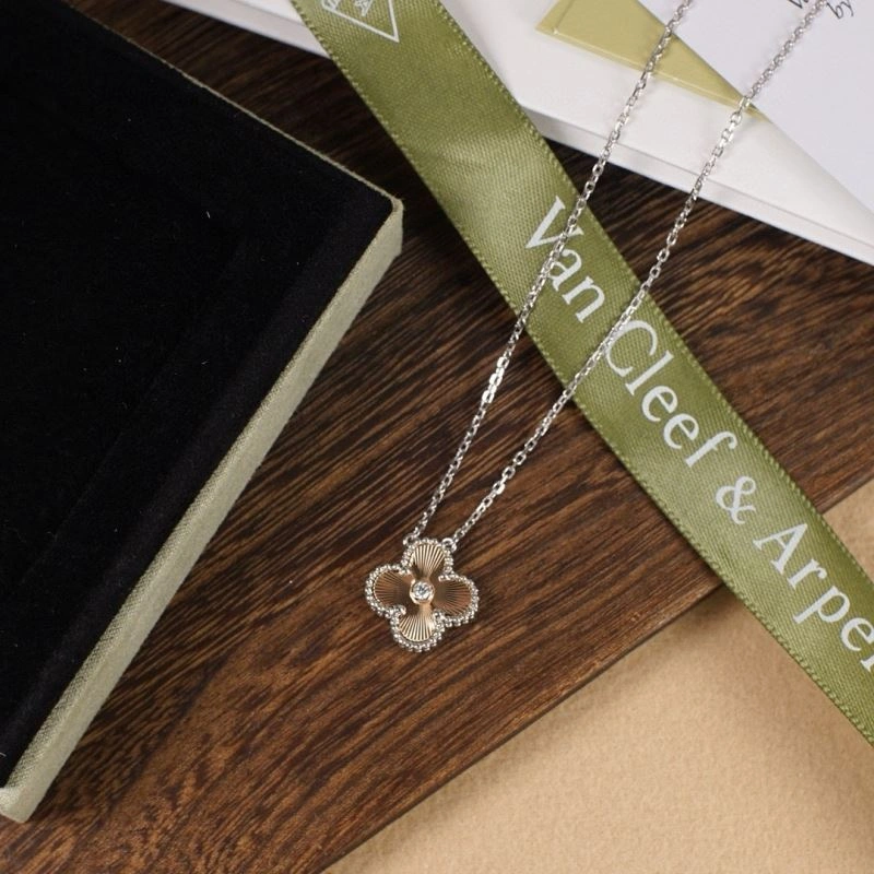 OnTrend Vca Necklaces 254906
