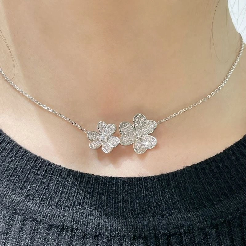 Vca Necklaces Vibrant 254903