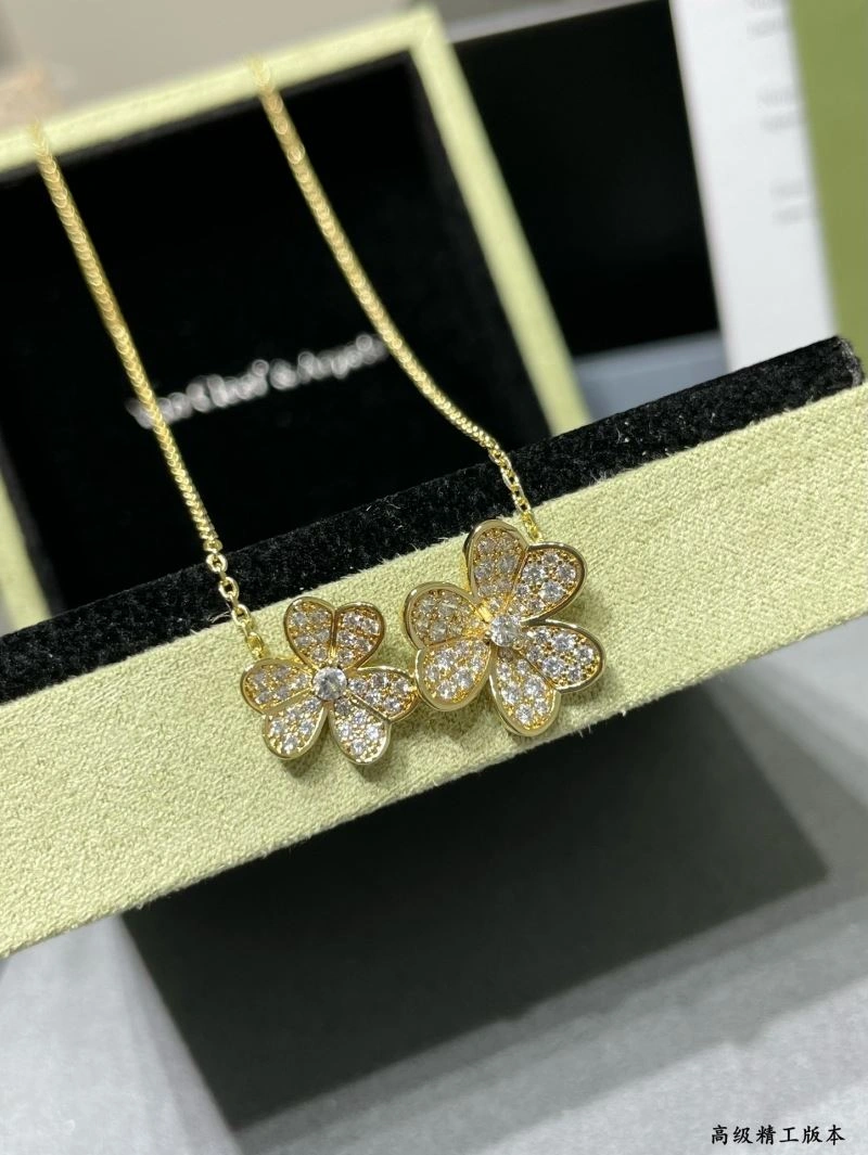 Vca Necklaces Vibrant 254903