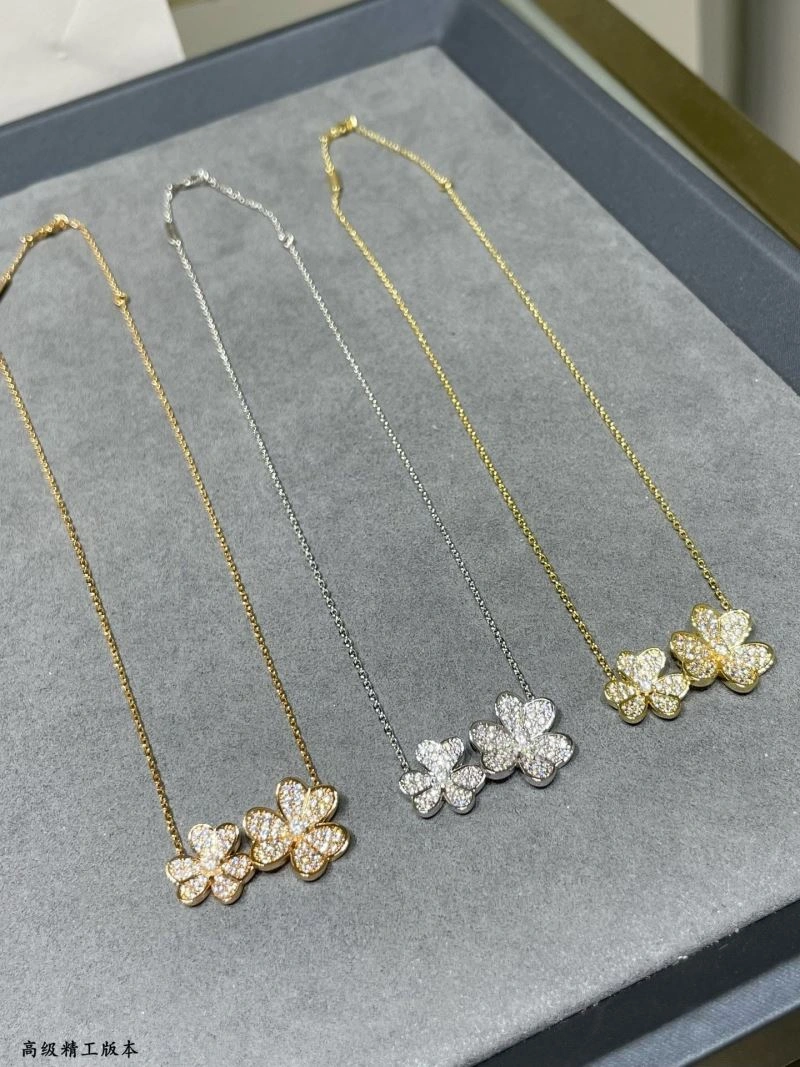 Vca Necklaces Vibrant 254903