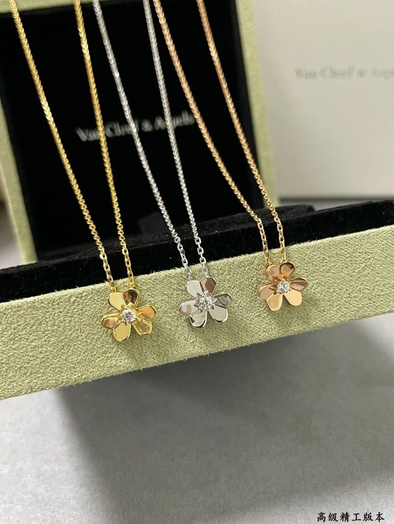 Tailored Vca Necklaces 254914