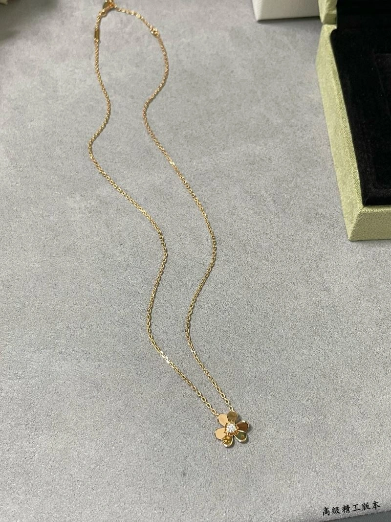 Tailored Vca Necklaces 254914