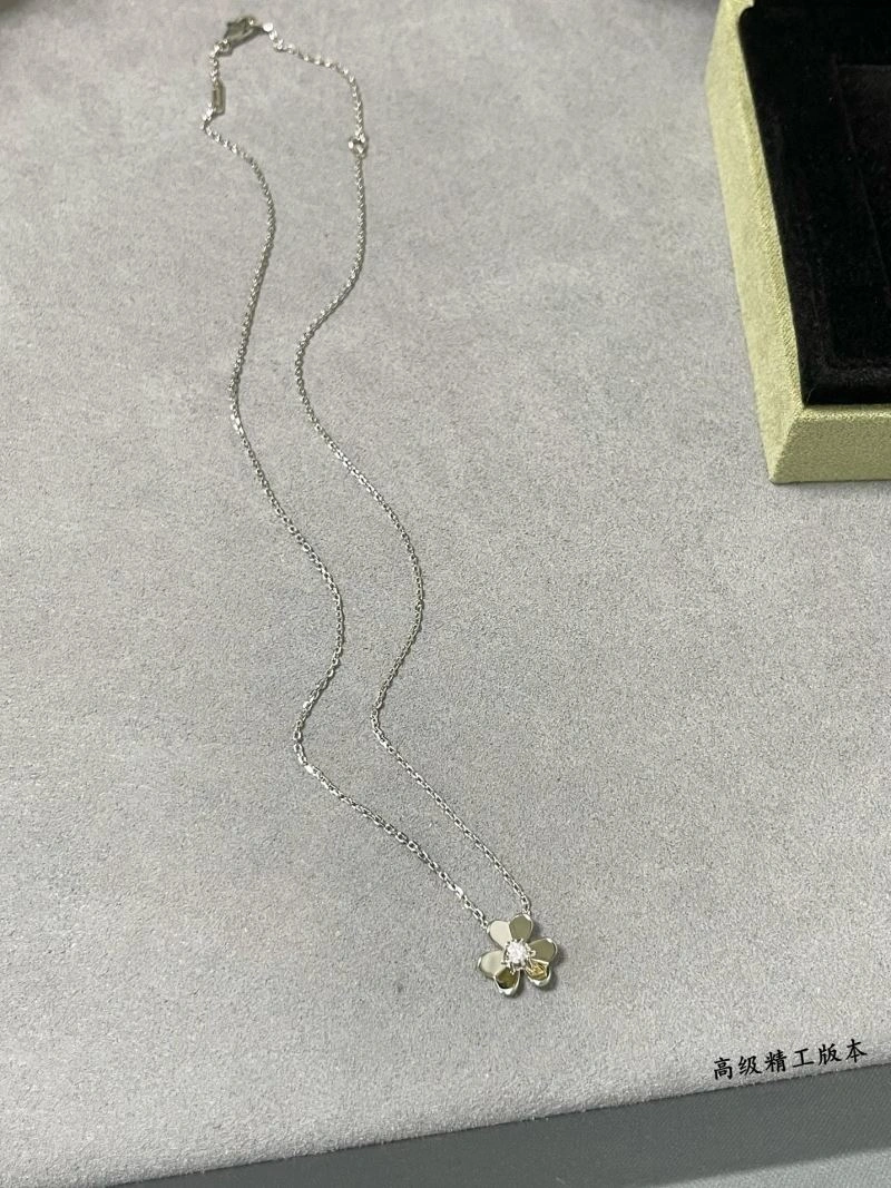 Tailored Vca Necklaces 254914