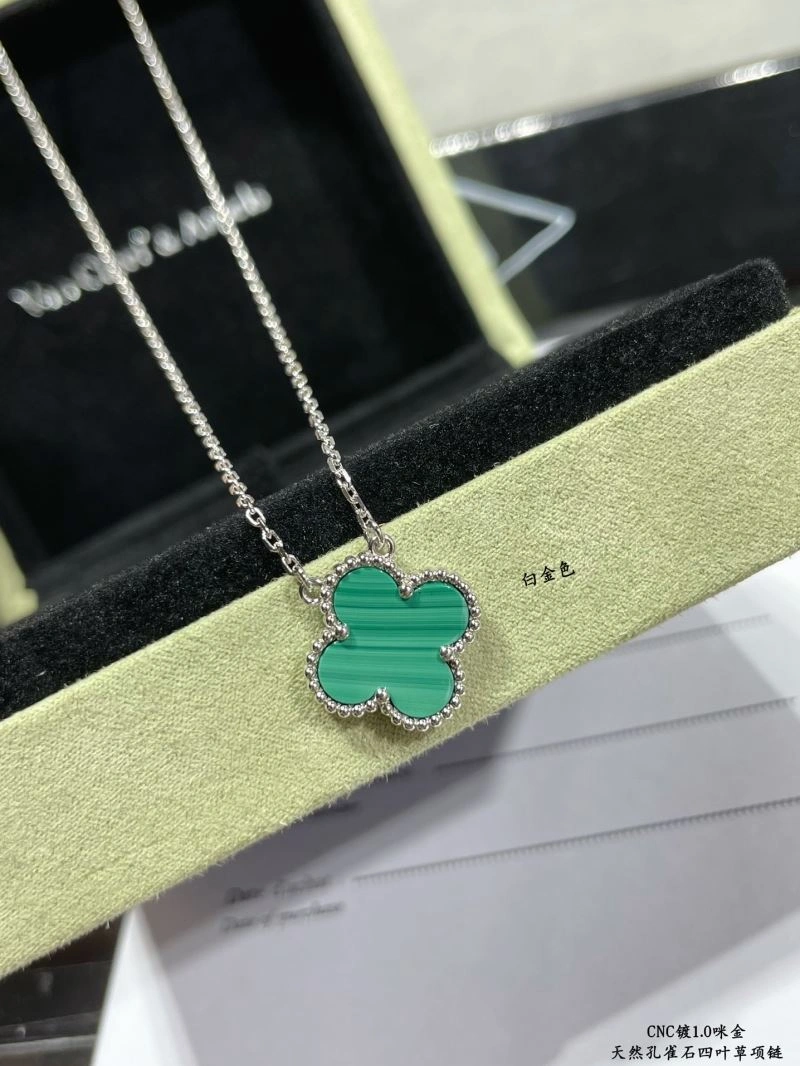 Vca Necklaces ModernLook 254923