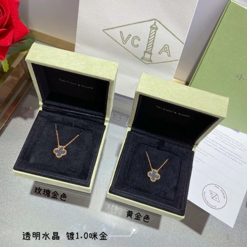 Vca Necklaces Bright 254924