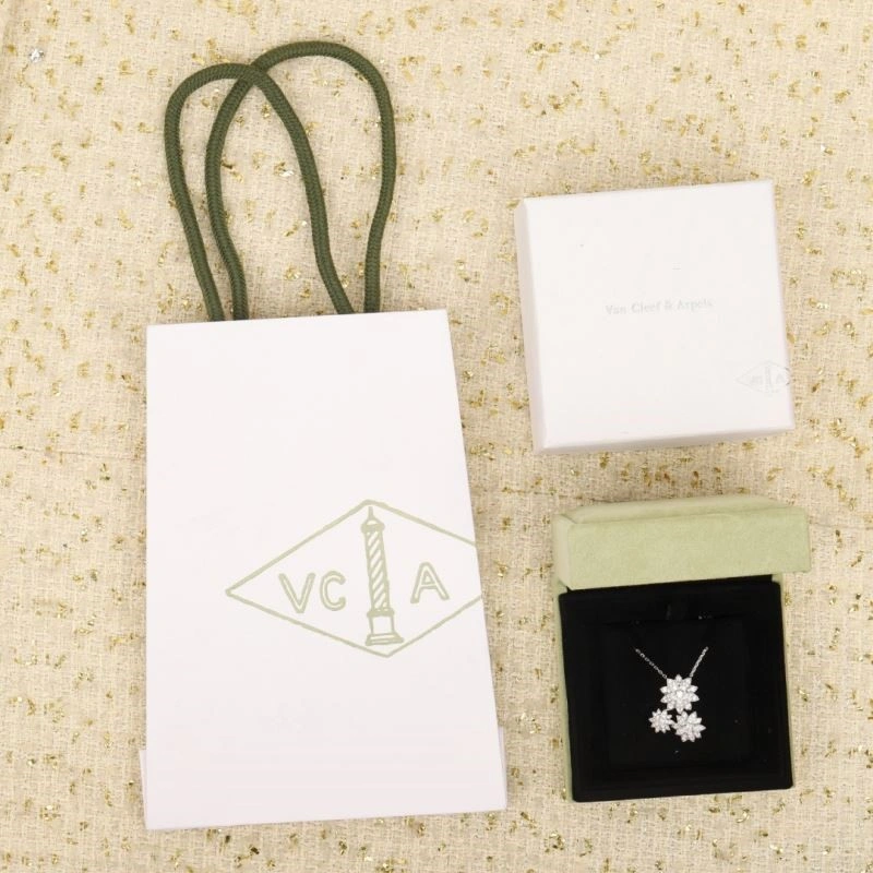 EasyCare Vca Necklaces 254683