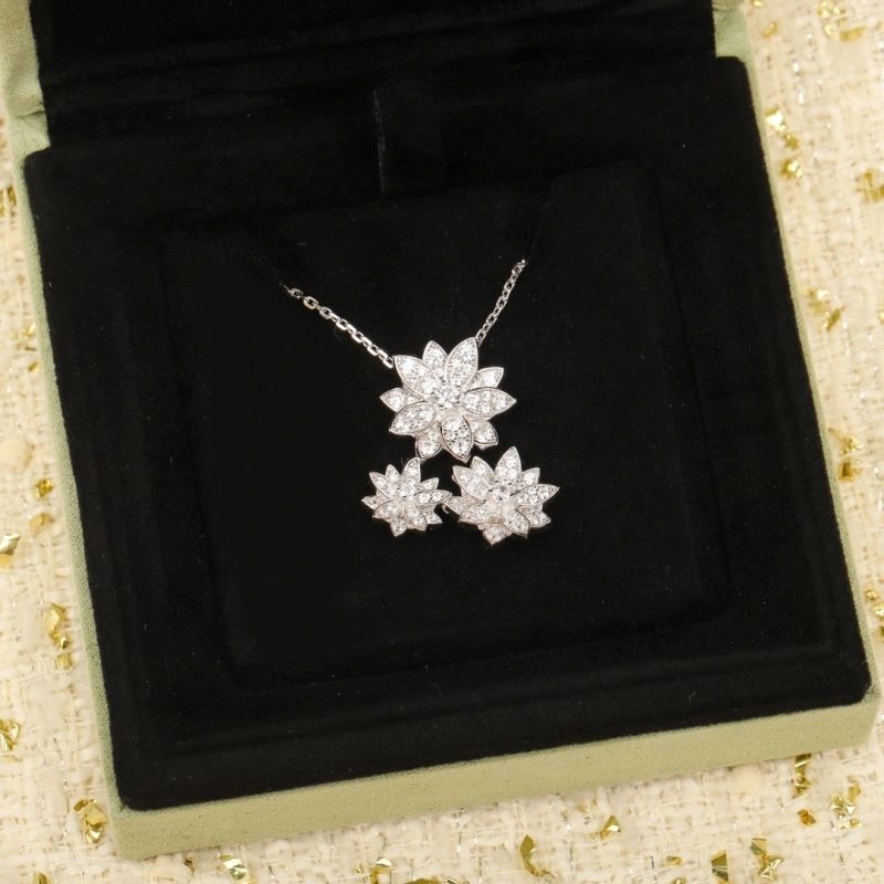 EasyCare Vca Necklaces 254683
