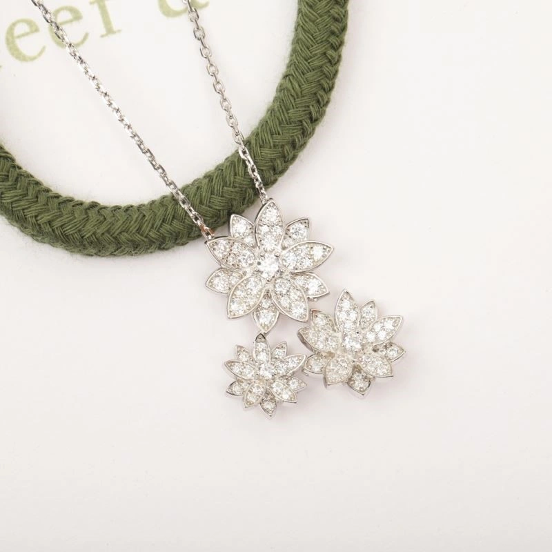 EasyCare Vca Necklaces 254683