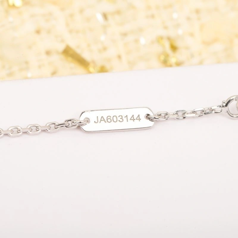 EasyCare Vca Necklaces 254683